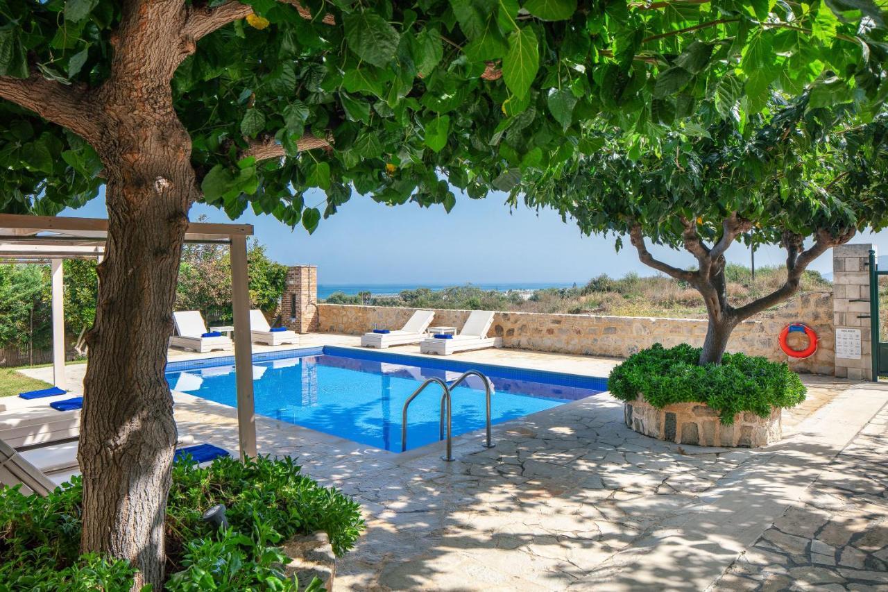 Villa Pinelopi Asproulianoi ภายนอก รูปภาพ