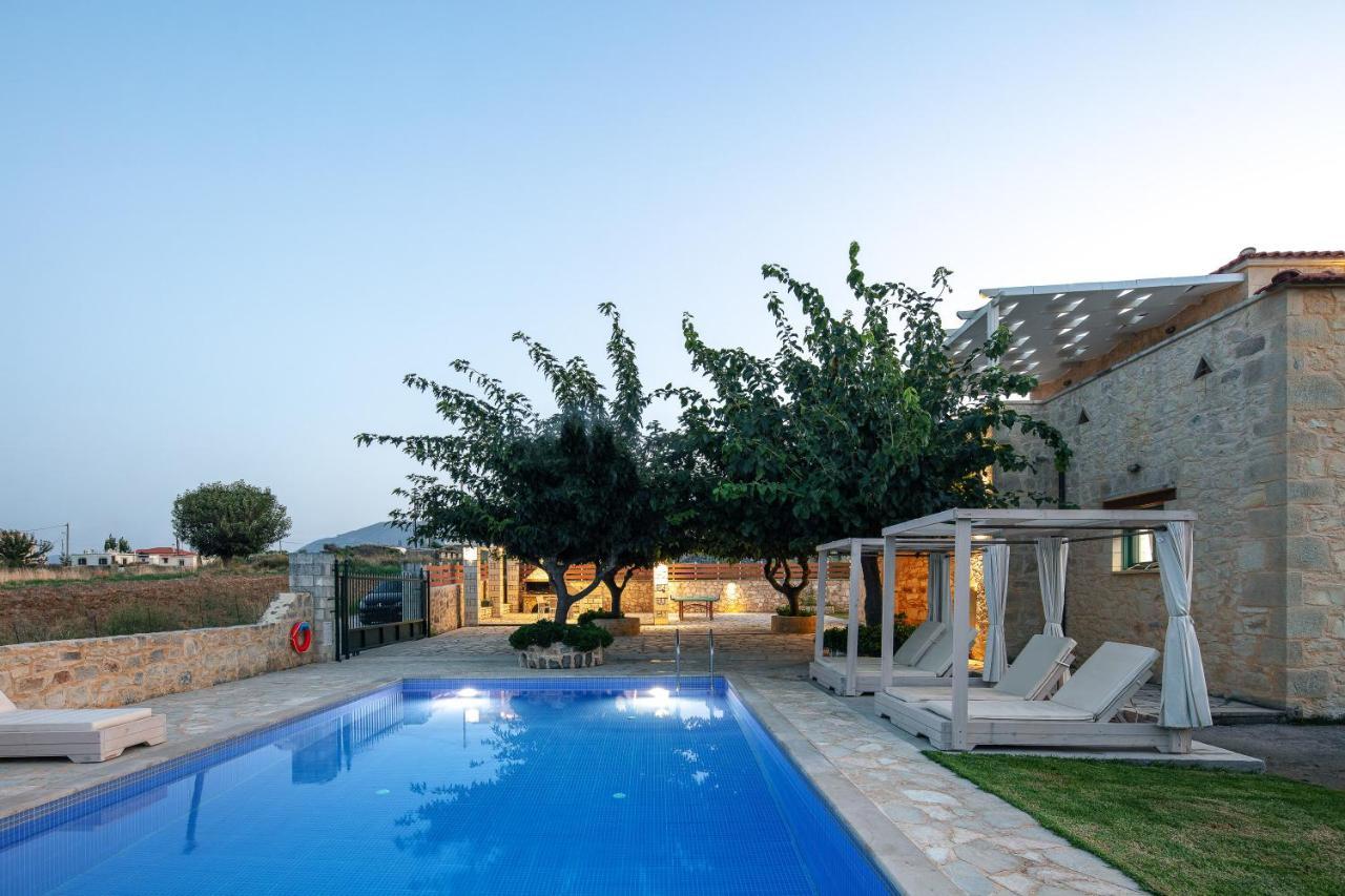 Villa Pinelopi Asproulianoi ภายนอก รูปภาพ
