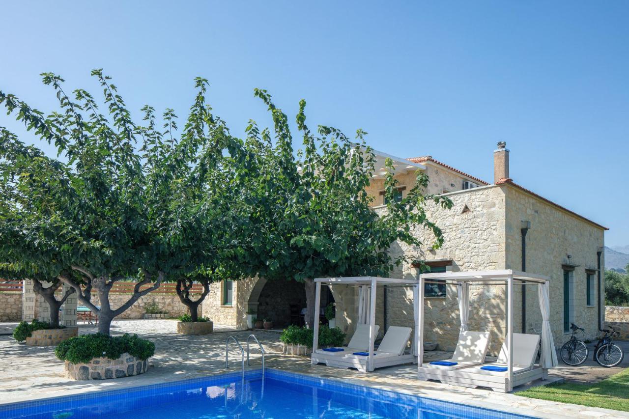 Villa Pinelopi Asproulianoi ภายนอก รูปภาพ