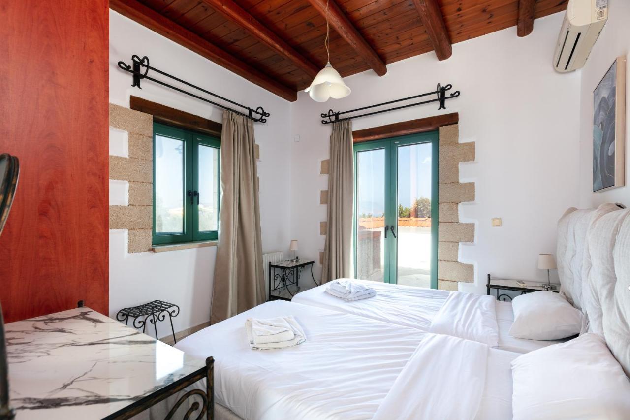 Villa Pinelopi Asproulianoi ภายนอก รูปภาพ