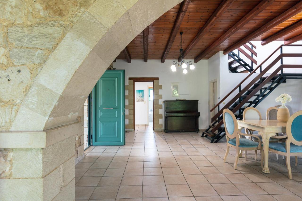 Villa Pinelopi Asproulianoi ภายนอก รูปภาพ